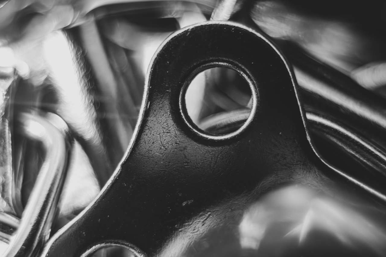Sheet Metal Design Guide: Holes, Bend Radii and Flanges