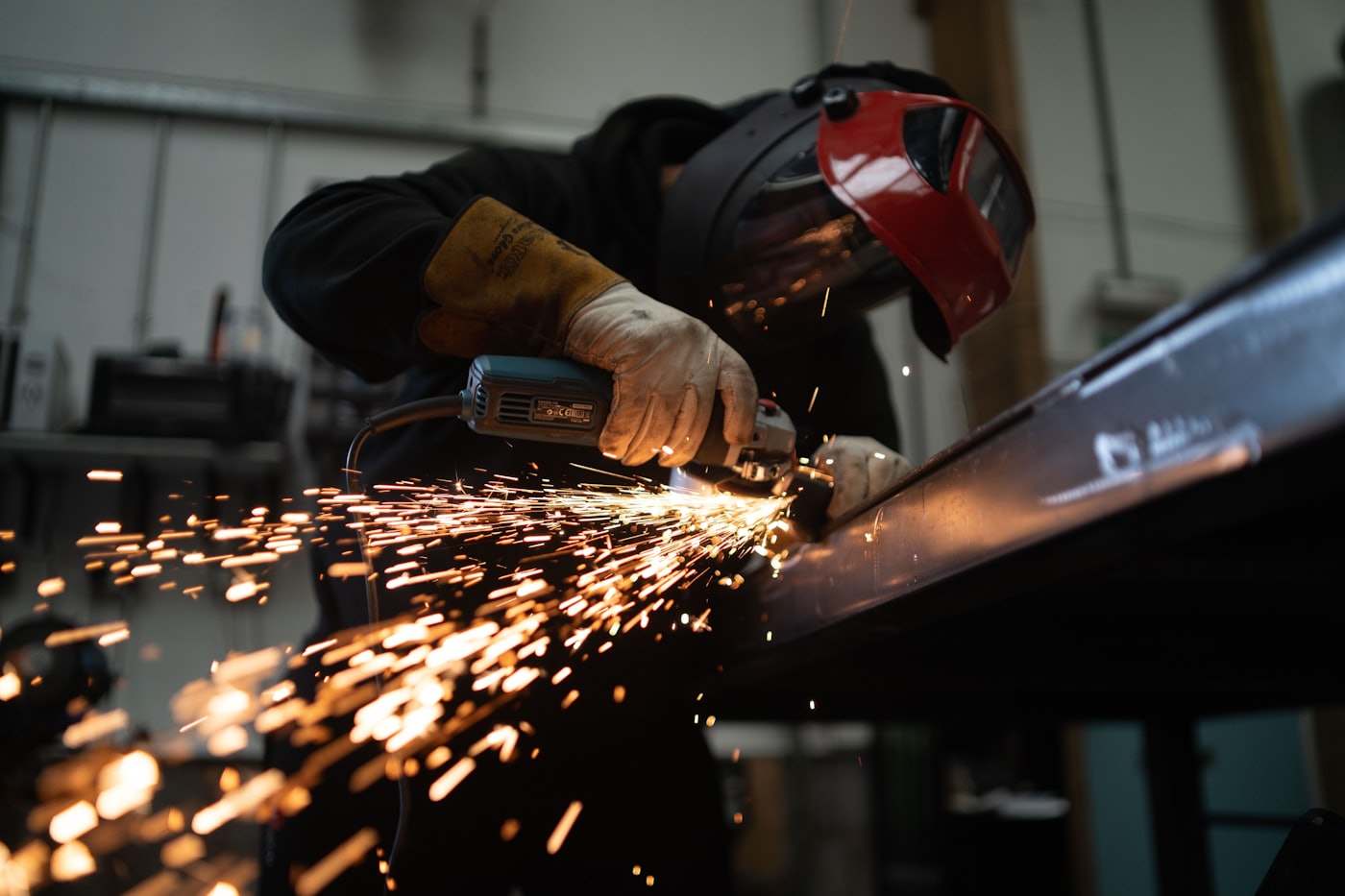 Deburring, Grinding and Polishing